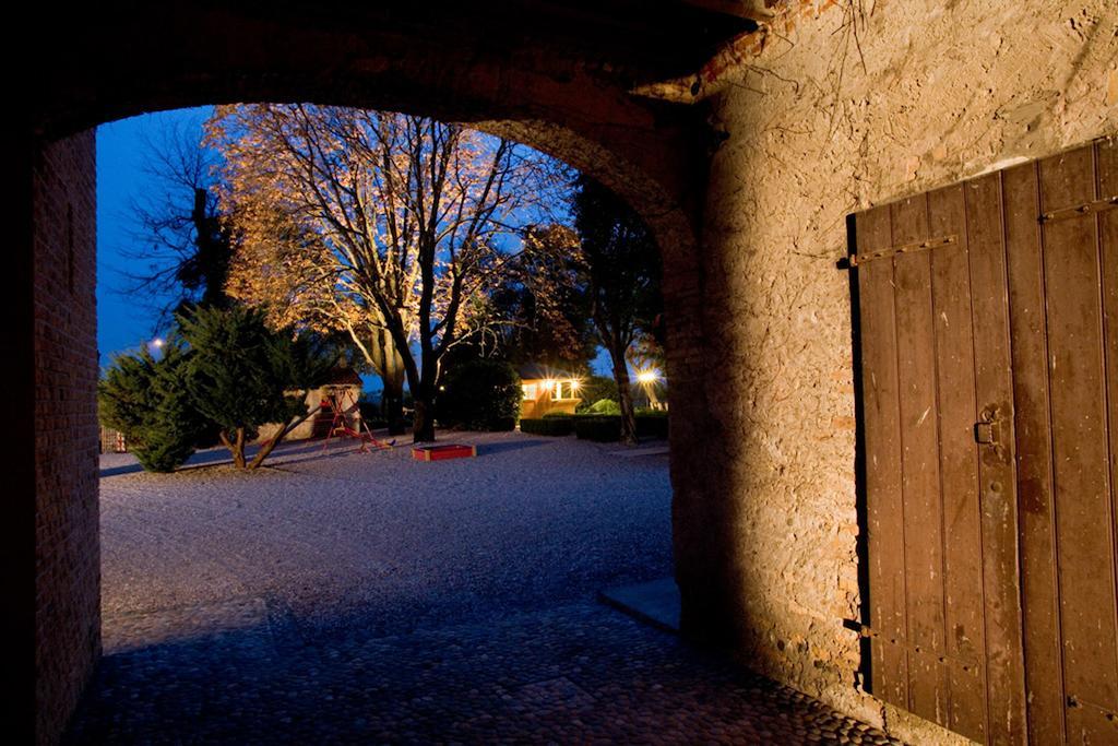 Agriturismo Al Casale コドローイポ エクステリア 写真